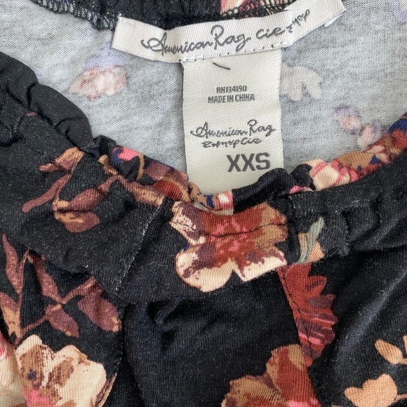 American Rag top - Picture 2 of 3